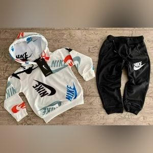 Kids tracksuits